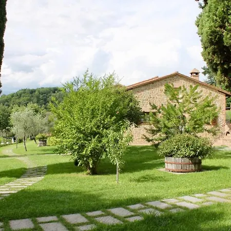 Popoltaio-schiacciato Sleeps 8 Pool Air Con Апартаменты *